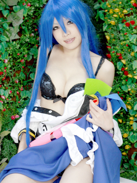 [ReBELLaRT]  東方乙女乱舞vol.002 天然美少女コスプレイヤー『あらい夜魅』のギリギリデジタル写真集「比那名●天子」_135