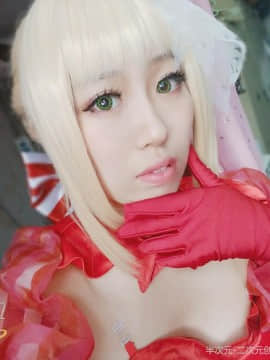 《Fate Extra》Saber红玫瑰礼服 C O S P L A Y_0001