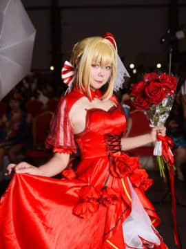 《Fate Extra》Saber红玫瑰礼服 C O S P L A Y_尼禄玫瑰红礼服 (5)