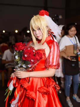 《Fate Extra》Saber红玫瑰礼服 C O S P L A Y_尼禄玫瑰红礼服 (9)