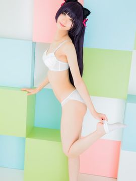 黒猫お着替えする_054