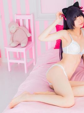 黒猫お着替えする_060