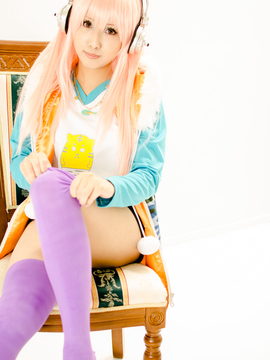 PinkHeadphone_067