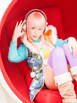 PinkHeadphone_070