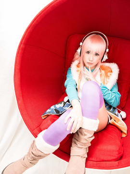 PinkHeadphone_085