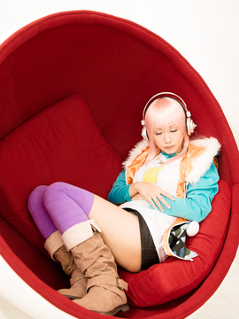 PinkHeadphone_108