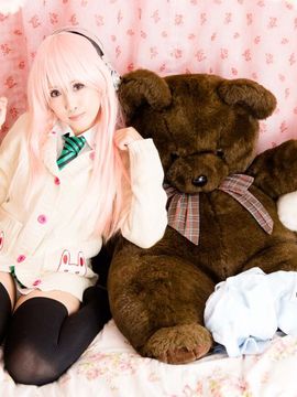 PinkHeadphone_157