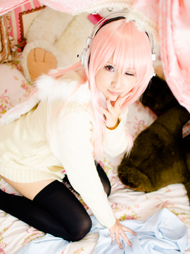 PinkHeadphone_172