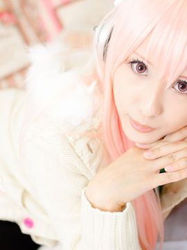 PinkHeadphone_176