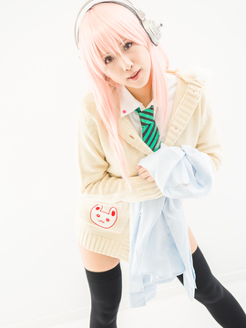 PinkHeadphone_203