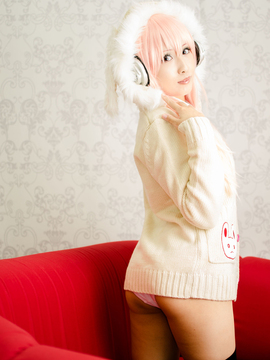 PinkHeadphone_235