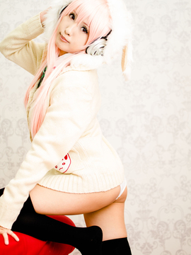 PinkHeadphone_244