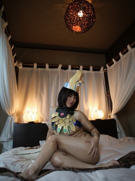 [あえてると] Queen's Buddy_858