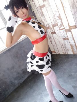 牛さんおっぱい_004