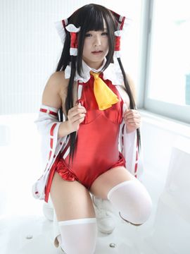 145㌢Eカップ黒髪ぱっつん美少女レイヤーこむぎ　16霊夢_090