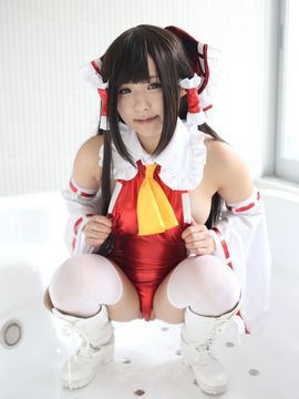 145㌢Eカップ黒髪ぱっつん美少女レイヤーこむぎ　16霊夢_092