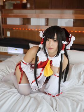 145㌢Eカップ黒髪ぱっつん美少女レイヤーこむぎ　16霊夢_173