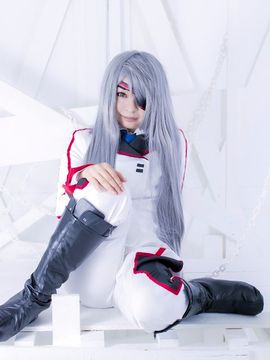 silver doll_174