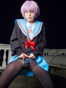 [@factory] 長門有希ちゃんの失禁_109