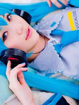 Vocaloid - Hatsune Miku cosplay by Kuuya_161