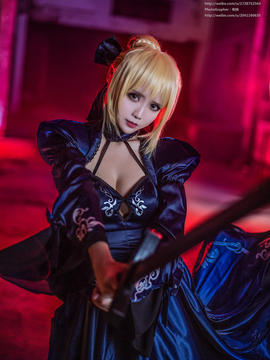 Saber黑王二设C O S P L A Y_Fate Saber Altern ative (7)