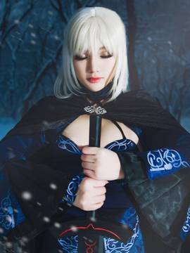 Saber黑王二设C O S P L A Y_吾王saber (5)