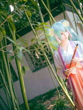 《VOCALOID》初音未来中秋明月C O S P L A Y_中秋~miku (3)