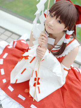 Reimu Hakurei (Touhou Project) by Kishigami Hana_027
