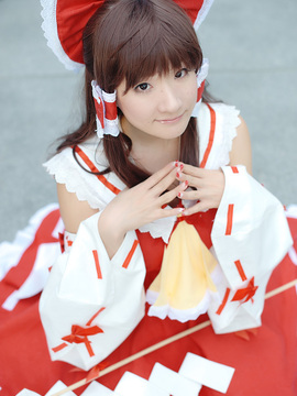 Reimu Hakurei (Touhou Project) by Kishigami Hana_031