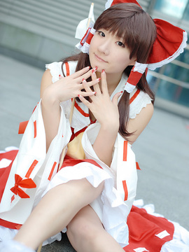 Reimu Hakurei (Touhou Project) by Kishigami Hana_033
