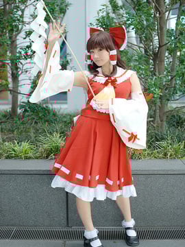 Reimu Hakurei (Touhou Project) by Kishigami Hana_040