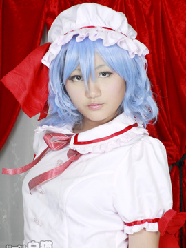 Touhou - Remilia Scarlet cosplay by Kaori_008