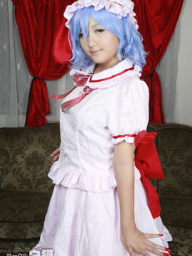 Touhou - Remilia Scarlet cosplay by Kaori_011