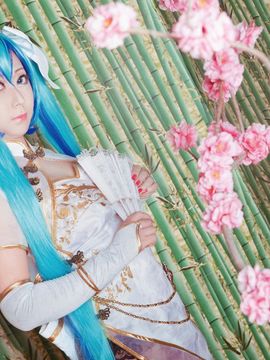 《lovelive》初音未来笼中雀C O S P L A Y_初音未来笼中雀C O S (1)