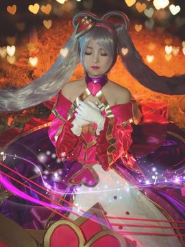 《英雄联盟》情人节限定皮肤甜心宝贝娑娜琴女 C O S P L A Y_情人节限定皮肤甜心宝贝娑娜琴女 C O S (6)