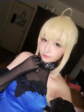 《FateGrand Order》extella saber礼服 C O S P L A Y_我自己非常喜欢的一个试妆 (1)