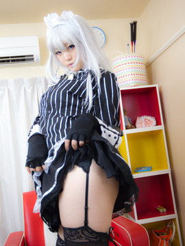 Touhou - Izayoi Sakuya cosplay by Mari_015