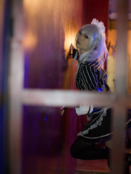 Touhou - Izayoi Sakuya cosplay by Mari_029