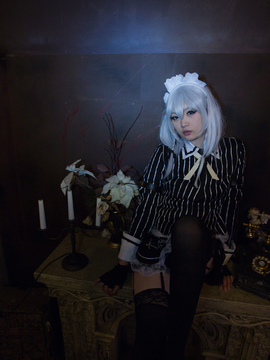 Touhou - Izayoi Sakuya cosplay by Mari_032